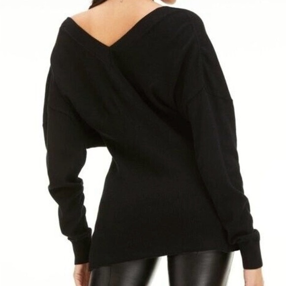 GOOD AMERICAN Waisted Cardigan Sweater V-Neck in Black Size 3/4 - Picture 3 of 11